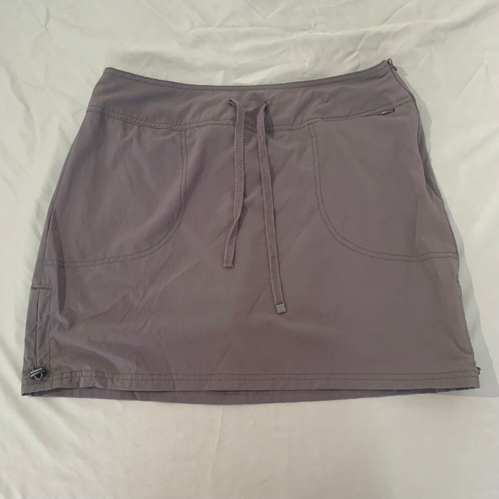 tē verde Women’s Athletic Skort – Gray – Size L –